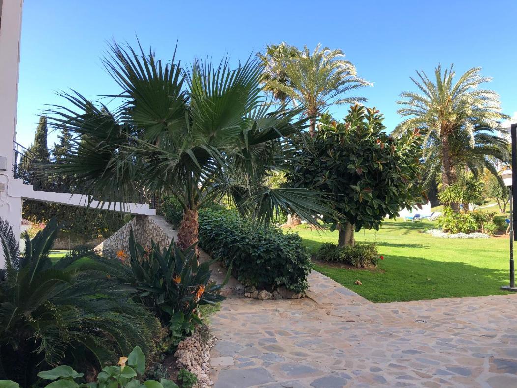 Paradise In Riviera By The Sea Михас Экстерьер фото